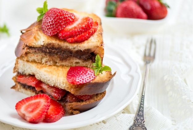 french-toast-con-fragole-e-nutella-e1648545304402.jpg